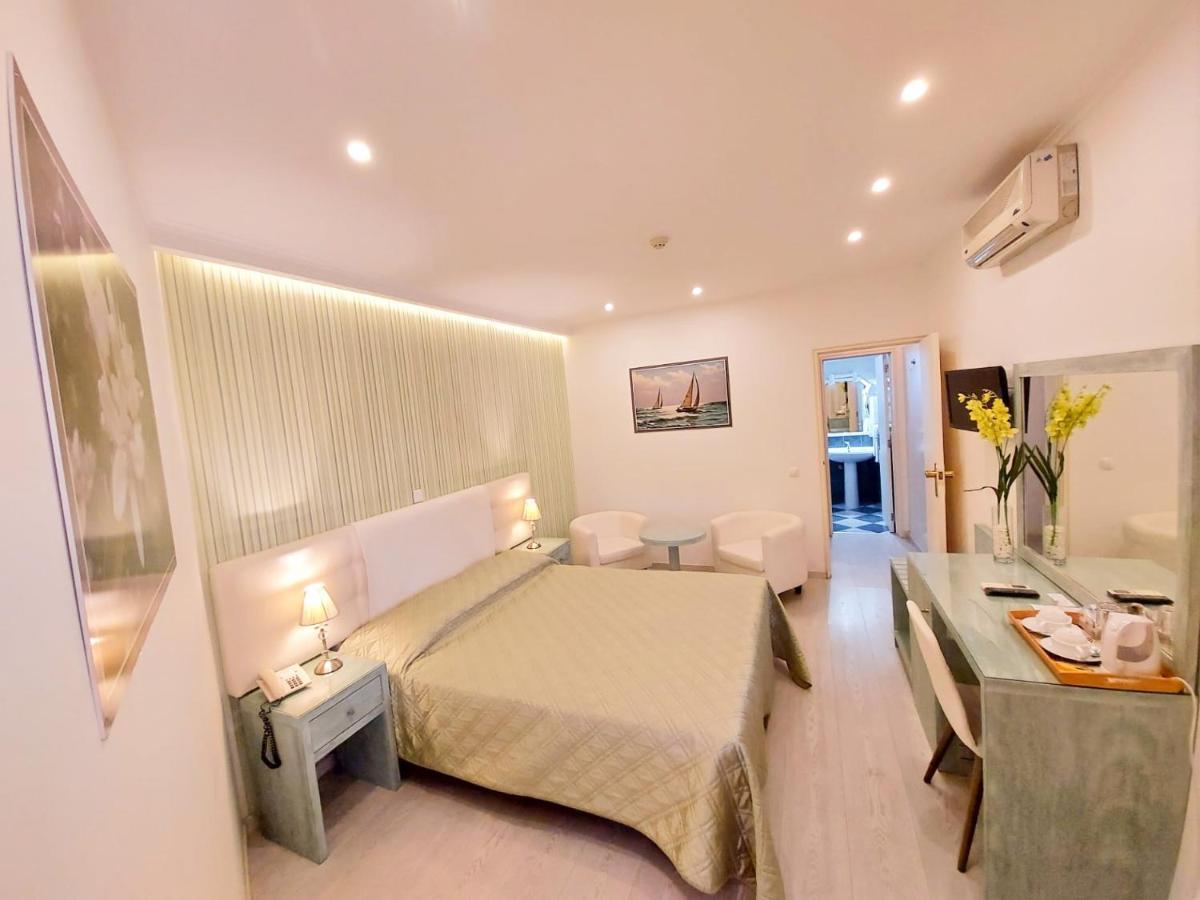 Vila Formosa Al-Estabelecimento De Hospedagem,Quartos-Rooms Monte Gordo Esterno foto