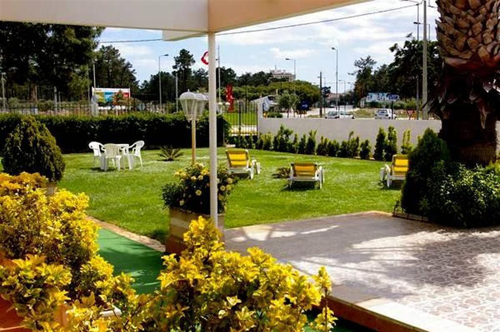 Vila Formosa Al-Estabelecimento De Hospedagem,Quartos-Rooms Monte Gordo Esterno foto