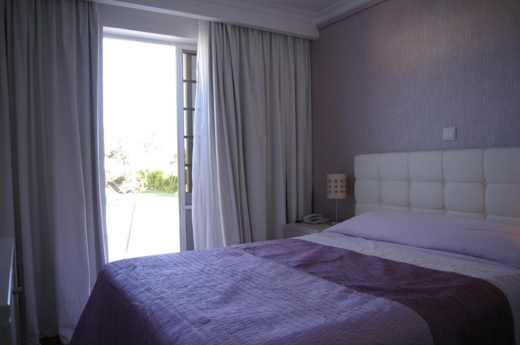 Vila Formosa Al-Estabelecimento De Hospedagem,Quartos-Rooms Monte Gordo Camera foto