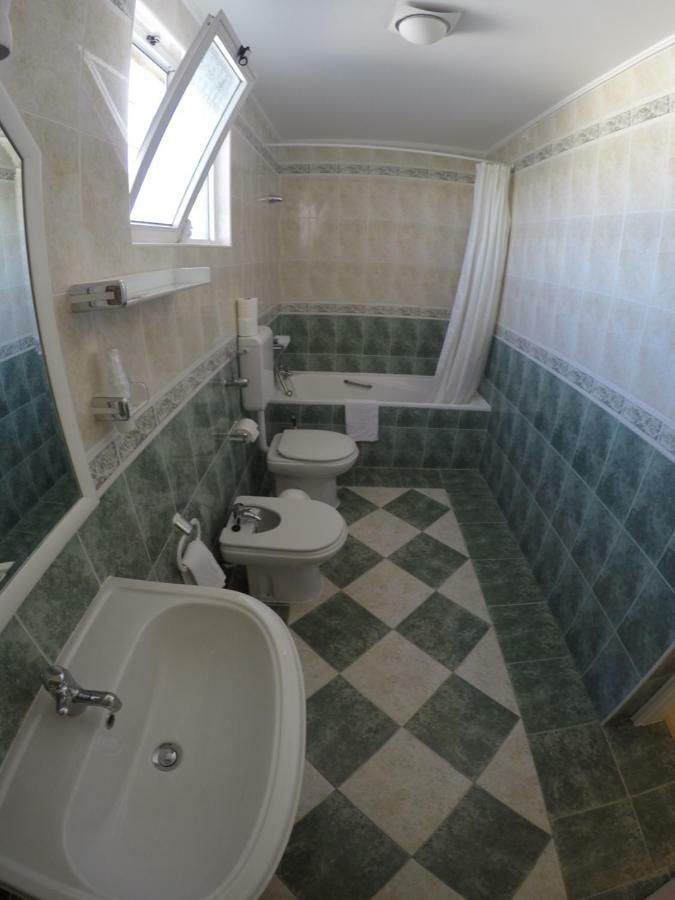 Vila Formosa Al-Estabelecimento De Hospedagem,Quartos-Rooms Monte Gordo Esterno foto